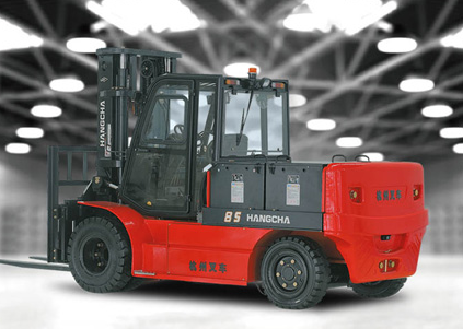 若何安全使用张掖电动叉车.png